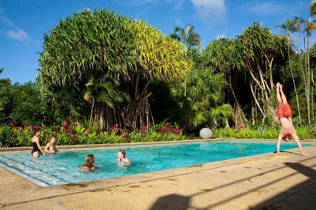 Lake Arenal Hotel And Brewery Тронадора Экстерьер фото