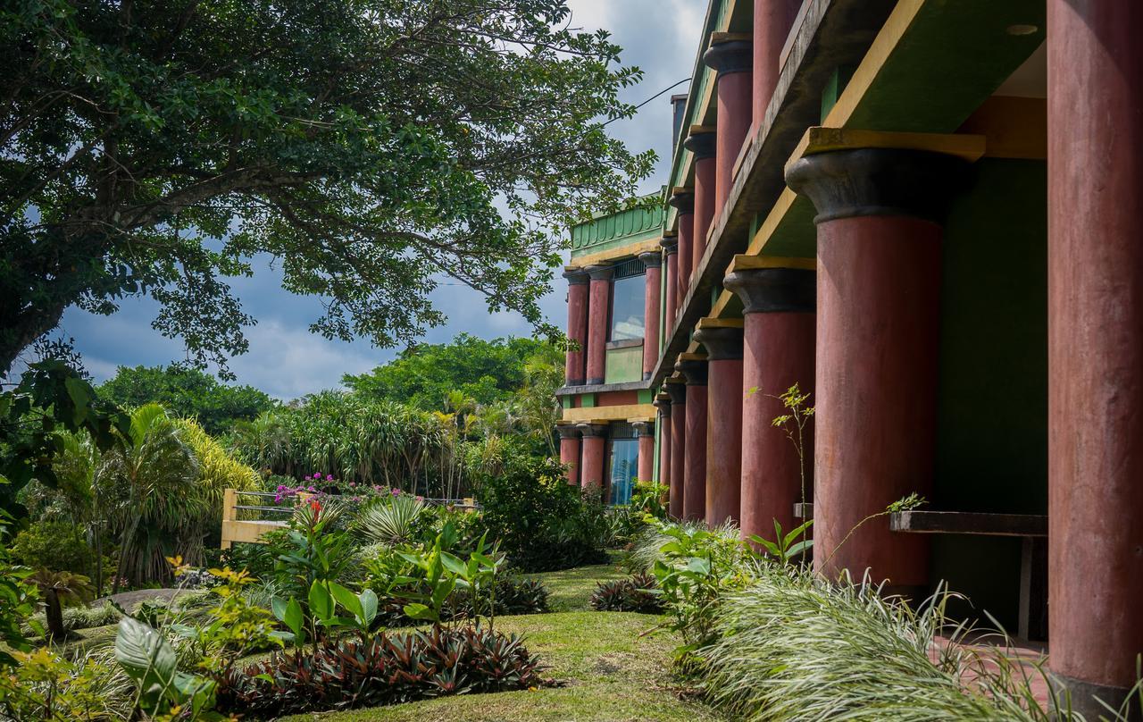 Lake Arenal Hotel And Brewery Тронадора Экстерьер фото